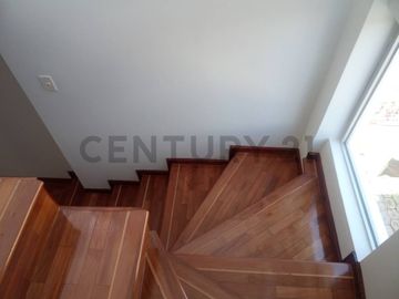 Venta de casa Santa Lucia Norte de Quito