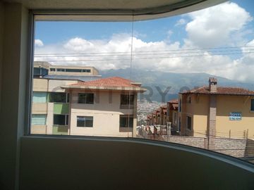 Venta de casa Santa Lucia Norte de Quito
