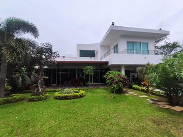 casa en venta en los trapiches. Cod V20647