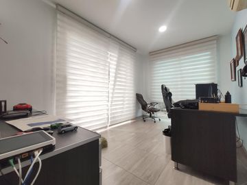casa en venta en los trapiches. Cod V20647