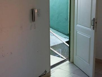 DEPARTAMENTO 2 AMBIENTE PRIMER PISO MARTIN CORONADO