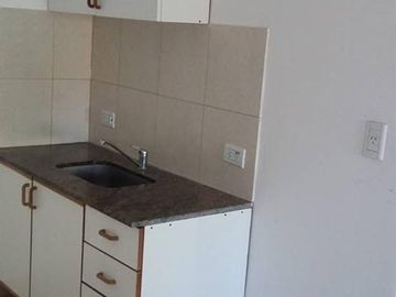 DEPARTAMENTO 2 AMBIENTE PRIMER PISO MARTIN CORONADO