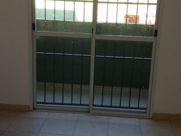 DEPARTAMENTO 2 AMBIENTE PRIMER PISO MARTIN CORONADO