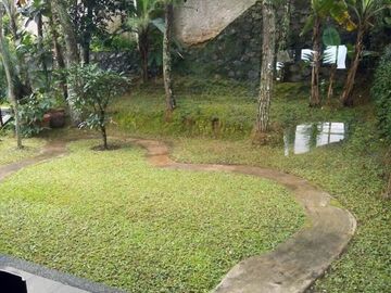 Rumah Cantik di Dago Dekat Tubagus Ismail & Dipatiukur