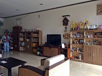 Rumah Cantik di Dago Dekat Tubagus Ismail & Dipatiukur