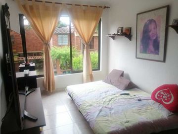 Casa en venta en el Caney sur de Cali. (A. M)