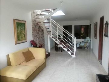 Casa en venta en el Caney sur de Cali. (A. M)
