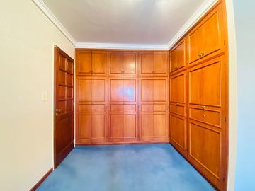 Chalet en venta en Castelar Norte