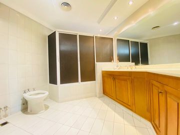 Chalet en venta en Castelar Norte