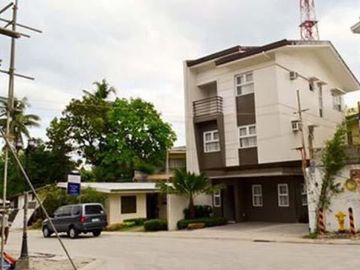 Quezon City Congressional Zen House For