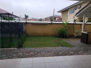 VENTA DE CASA EN  BRISAS DEL GOLF, VILLA ALTA