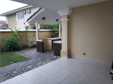 VENTA DE CASA EN  BRISAS DEL GOLF, VILLA ALTA