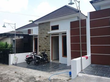 RUMAH KOST SIAP HUNI DEKAT KAMOUS UMY