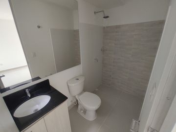 apartamento en venta en alameda del rio. Cod V104465