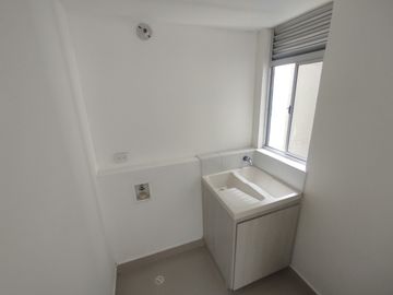 apartamento en venta en alameda del rio. Cod V104465