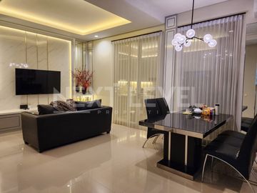 Dijual Rumah Minimalis Nyaman di Citraland The Greenlake Surabaya Barat