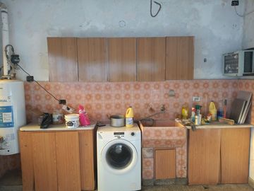 VENTA DE CASA 4 AMB. EN LOTE PROPIO