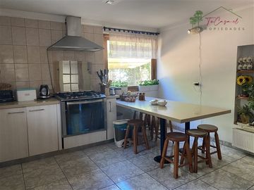 Casa en condominio en venta 7D/3B quincho pisc. en Talagante