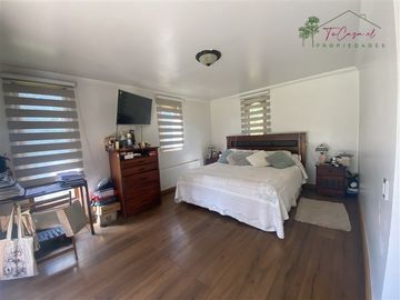 Casa en condominio en venta 7D/3B quincho pisc. en Talagante