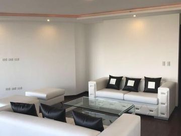 Departamento de Venta/ Renta en conjunto Miravalle, Cumbayá