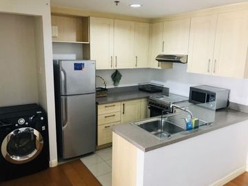 Condo for sale rush 1BR with parking One rockwell east tower One bedroom Rockwell makati