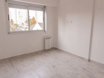 Semipiso en venta en Lanus Este
