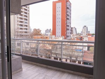 Semipiso en venta en Lanus Este