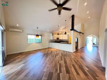 Casa en Venta San Carlos Azura