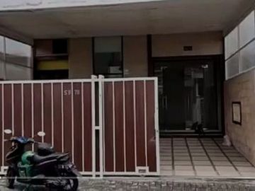 Rumah Second Siap Huni 2 Lantai di Sulfat Blossom Blimbing Kota Malang