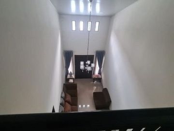 DIJUAL RUMAH PONDOK PEKAYON INDAH KONDISI TERAWAT SIAP HUNI