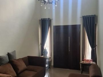 DIJUAL RUMAH PONDOK PEKAYON INDAH KONDISI TERAWAT SIAP HUNI
