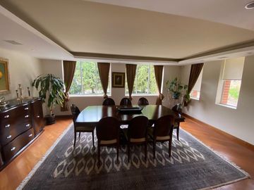 VENDO CASA EN EXCELENTE CONJUNTO DENTRO DE LA VIÑA