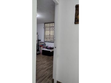 CASA DE 3 PISOS FRENTE A PARQUE EN BELLAVISTA - CALLAO