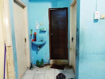 FOR SALE RUMAH LOKASI KARANG TENGAH PERMAI CILEDUG TANGERANG