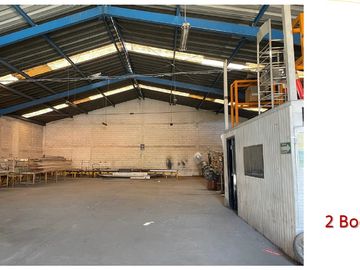 EDIFICIO CORPORATIVO EN CARRETERA MATEHUALA EN VENTA