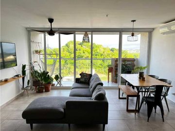 Apartamento en Venta en Brisas del Golf Ph Hacienda del Golf
