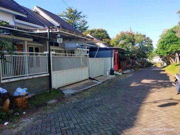 Rumah dijual di dekat kampus di kota Malang