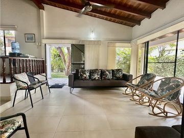 Venta de cabaña en conjunto frente de la playa, Don Jaca, Santa Marta