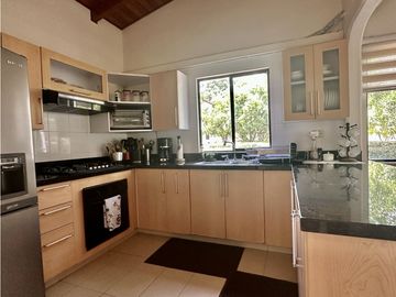 Venta de cabaña en conjunto frente de la playa, Don Jaca, Santa Marta