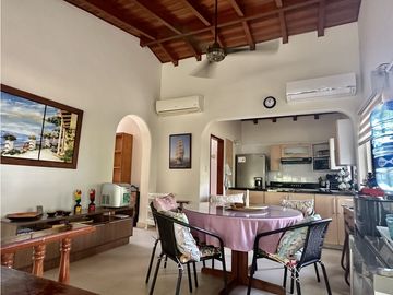 Venta de cabaña en conjunto frente de la playa, Don Jaca, Santa Marta