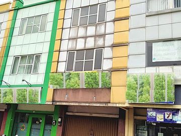 Dijual Ruko Golden Boulevard BSD Hadap Jalan Raya Strategis Jarang Ada