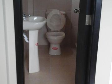 Casa en Venta en La Perla 3 Cuartos
