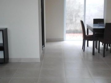 Casa en Venta en La Perla 3 Cuartos