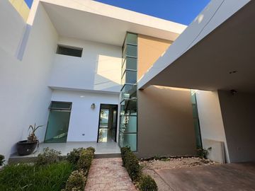 Casa en venta, Montebello, Mérida, Yucatán