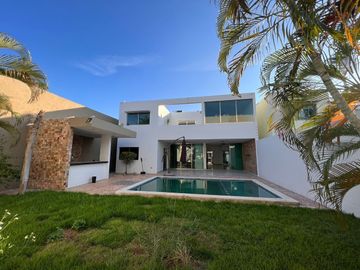 Casa en venta, Montebello, Mérida, Yucatán