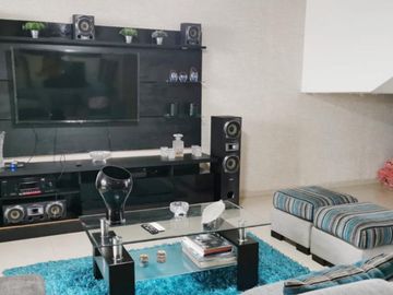 casa en venta en el golf. Cod V106