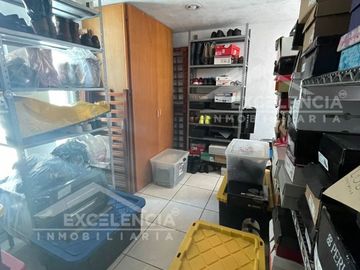 VENTA DE CASA  MUY ILUMINADA Y AMPLIA EN FRACC. PERIODISTAS ( OCOLUSEN )
