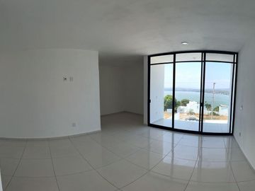 CASA NUEVA, INDEPENDIENTE, CON HERMOSA VISTA AL LAGO