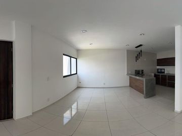 CASA NUEVA, INDEPENDIENTE, CON HERMOSA VISTA AL LAGO