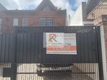 Venta Dúplex Ituzaingó 3 ambientes cerca Autopista Excelente construcción como nuevo